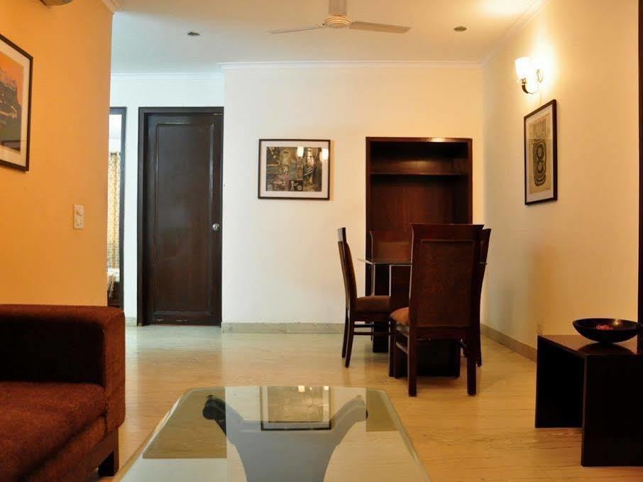 Woodpecker 2BHK Service Apartment Hauz Khas ,Delhi Neu-Delhi Exterior foto