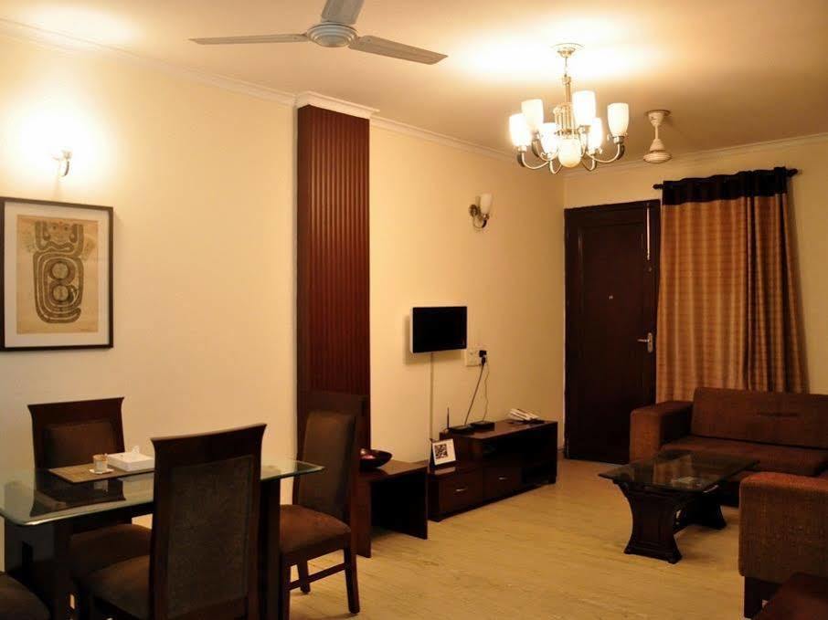 Woodpecker 2BHK Service Apartment Hauz Khas ,Delhi Neu-Delhi Exterior foto