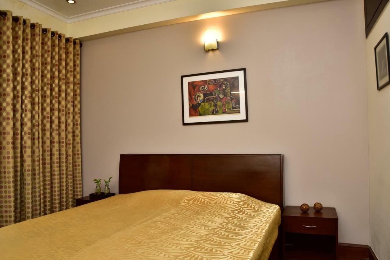 Woodpecker 2BHK Service Apartment Hauz Khas ,Delhi Neu-Delhi Exterior foto